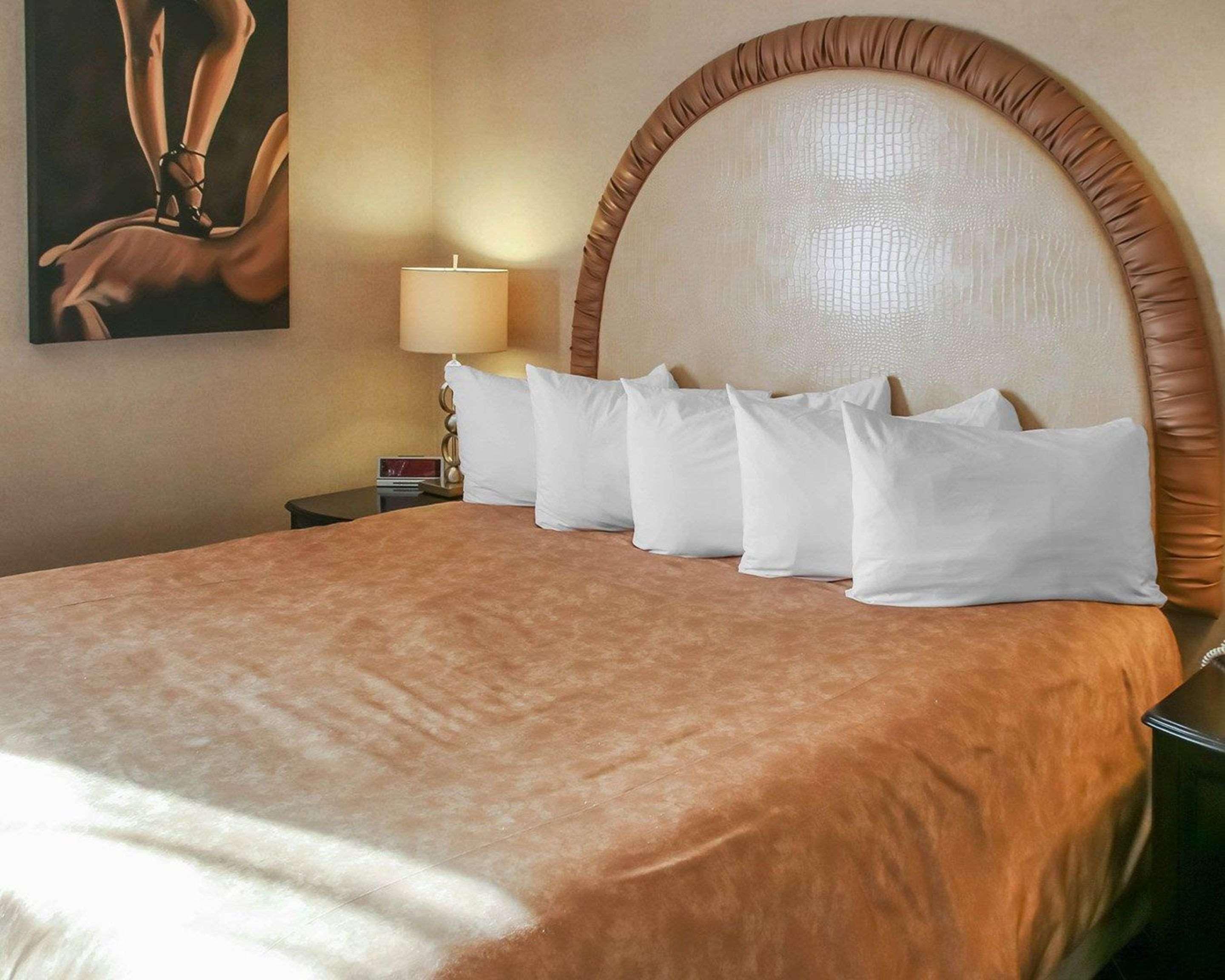 Quality Inn & Suites Виннипег Экстерьер фото