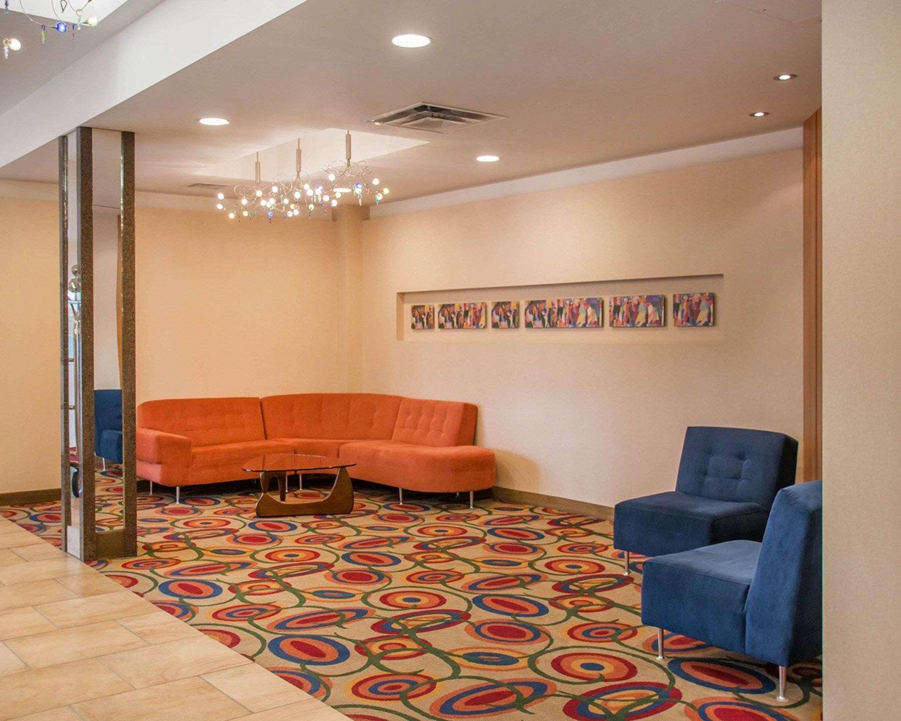 Quality Inn & Suites Виннипег Экстерьер фото